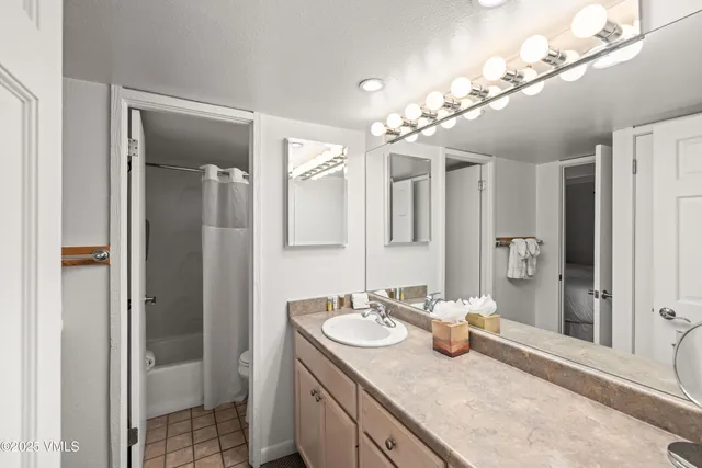 $45,000 | 508 East Lionshead Circle, Unit 604/WEEK 9, Vail, CO 81657