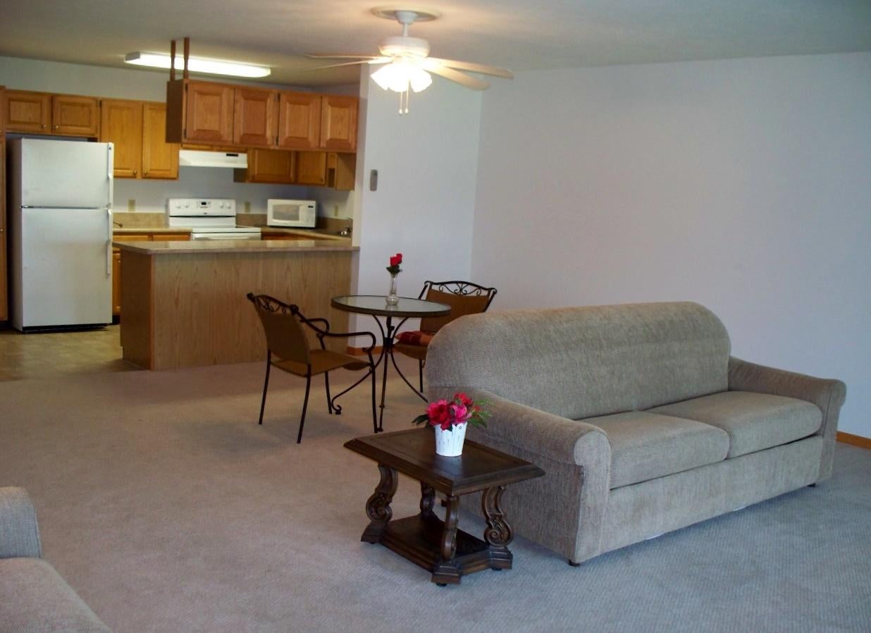130 B Riverside Drive Cheboygan, MI 49721 - Photo 8 of 36 Gallery Image 8