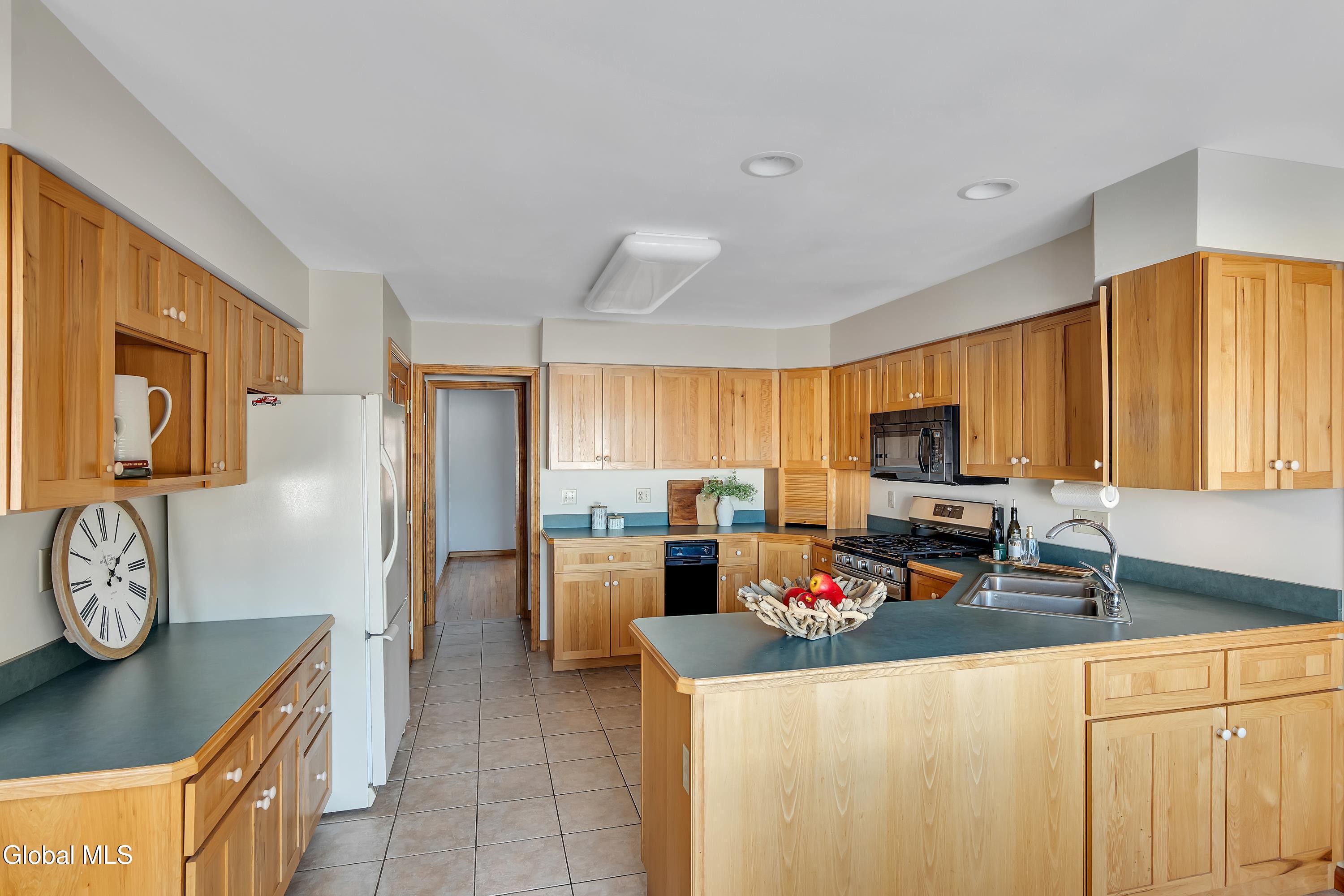 9 Reardon Rd Extension Queensbury, NY 12804 - Photo 18 of 45 reardon kitchen