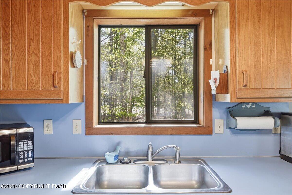 123 Lake In The Clouds Road Canadensis, PA 18325 - Photo 26 of 54 Kitchen Sink