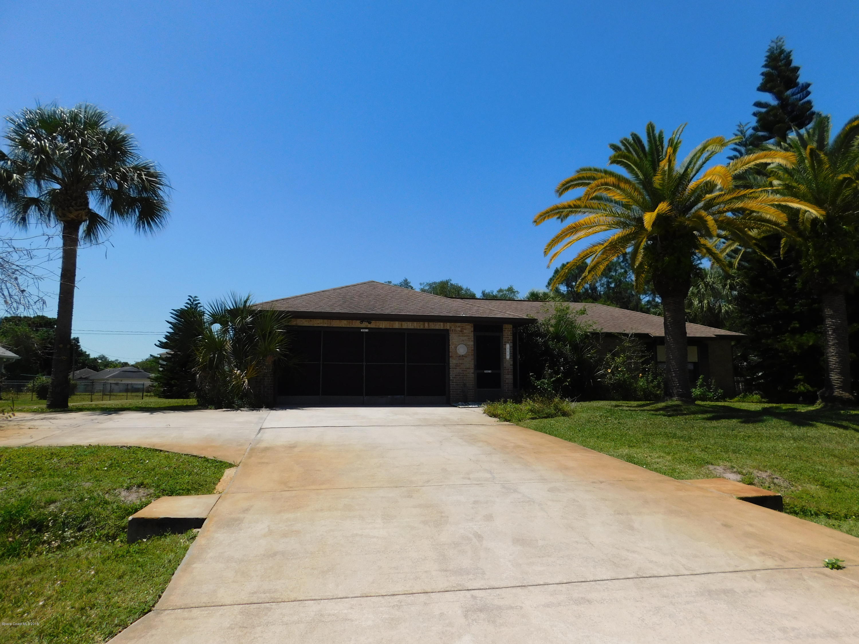 440 Koutnik Road Southeast Palm Bay, FL 32909 - Photo 4 of 32 DSCN0013