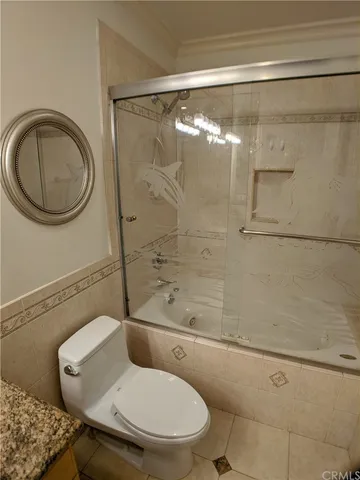 a bathroom with a tub