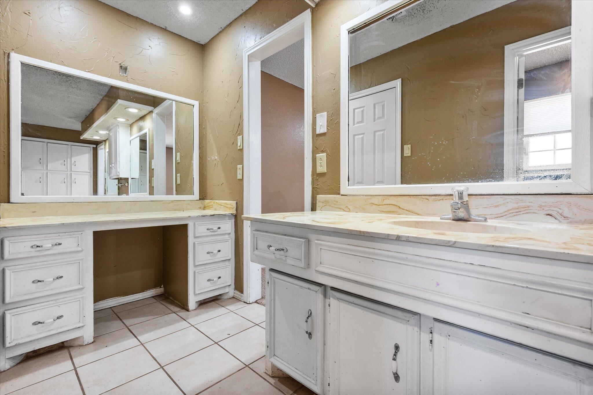 233 East 26th Street Littlefield, TX 79339 - Photo 19 of 23 28-233 E 26th_9856