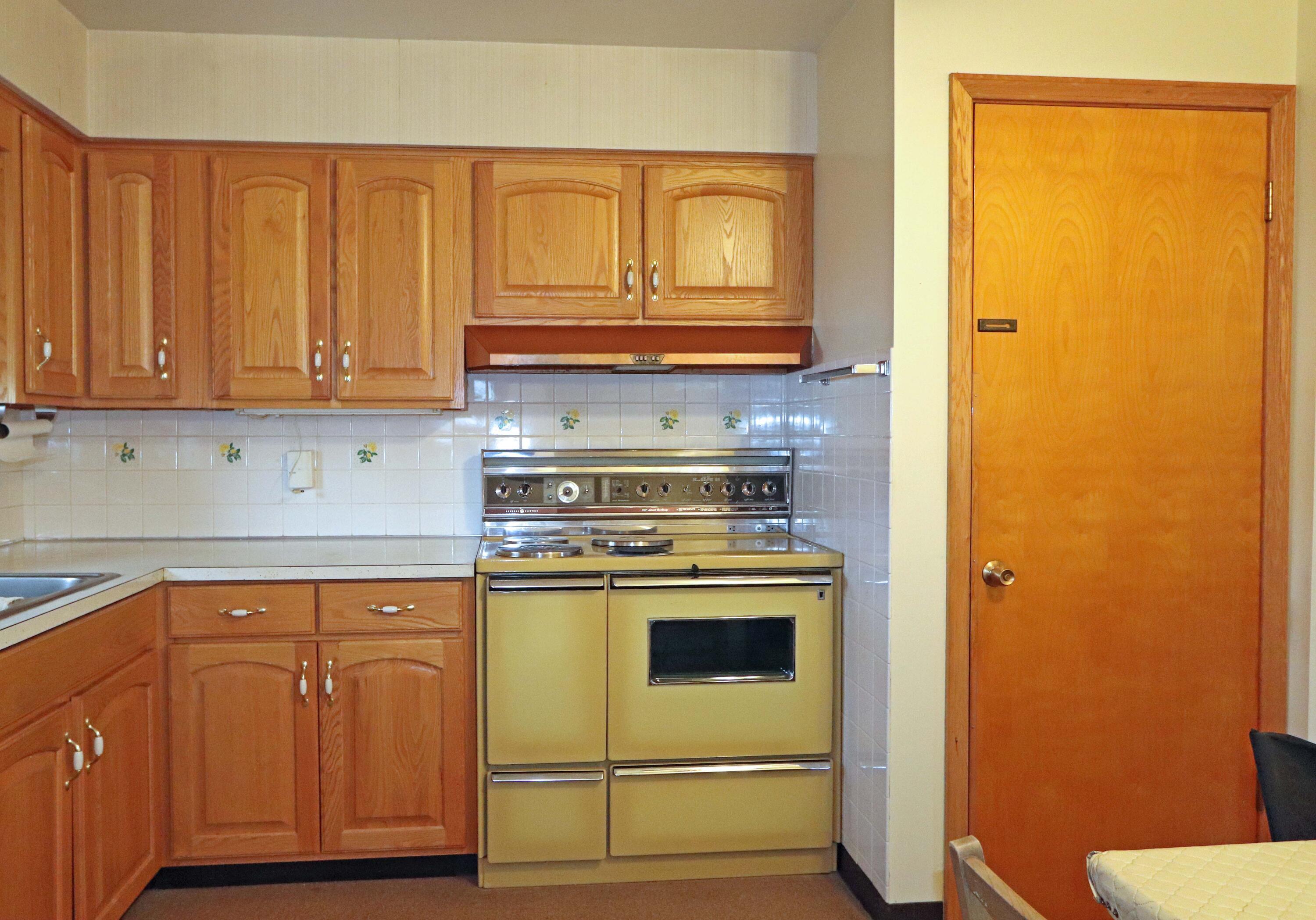 4447 Densmore Road Columbus, OH 43224 - Photo 13 of 47 IMG_9017_edited-1