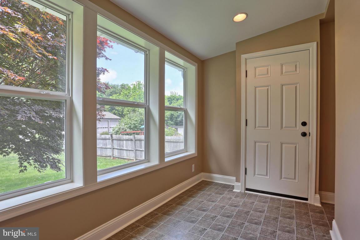 229 Burd Coleman Road Lebanon, PA 17042 - Photo 12 of 27 Gallery Image 12