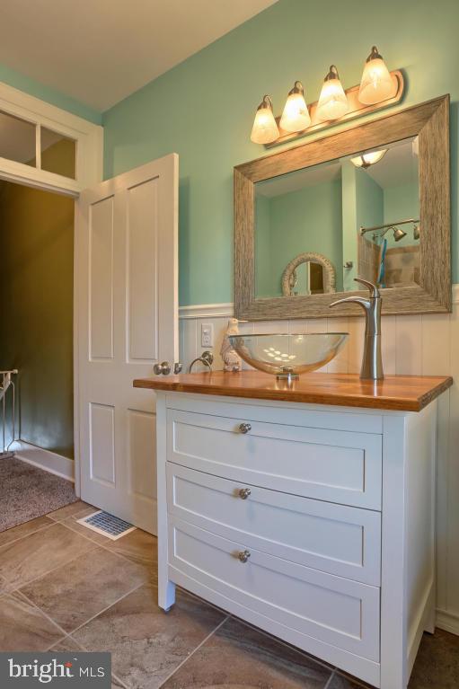 229 Burd Coleman Road Lebanon, PA 17042 - Photo 14 of 27 Gallery Image 14