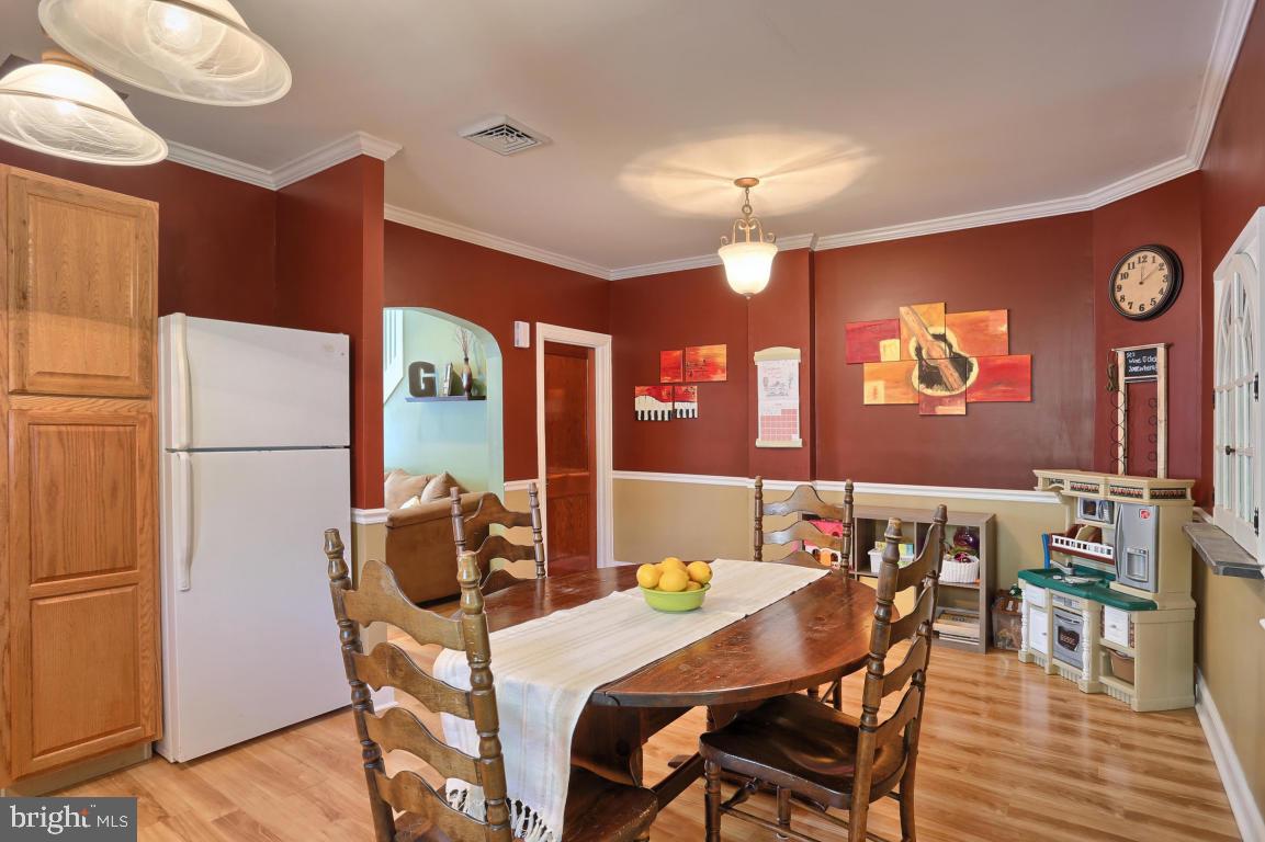 229 Burd Coleman Road Lebanon, PA 17042 - Photo 5 of 27 Gallery Image 5