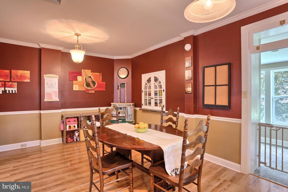 229 Burd Coleman Road Lebanon, PA 17042 - Photo 6 of 27 Gallery Image 6