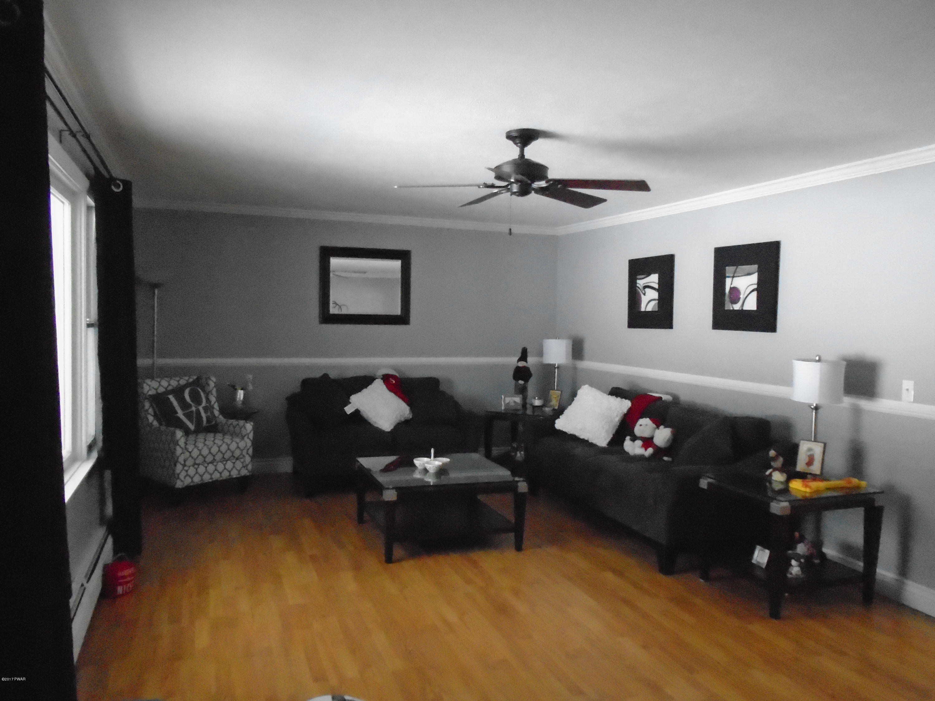 369 Cummins Hill Road Milford, PA 18337 - Photo 7 of 35