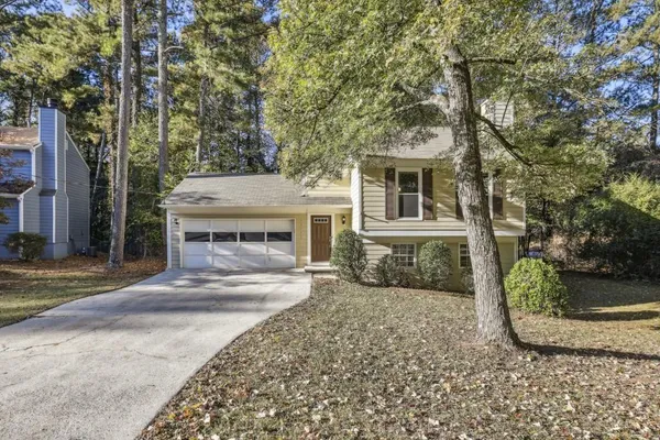 $2,600 | 10145 Rillridge Court, Alpharetta, GA 30022