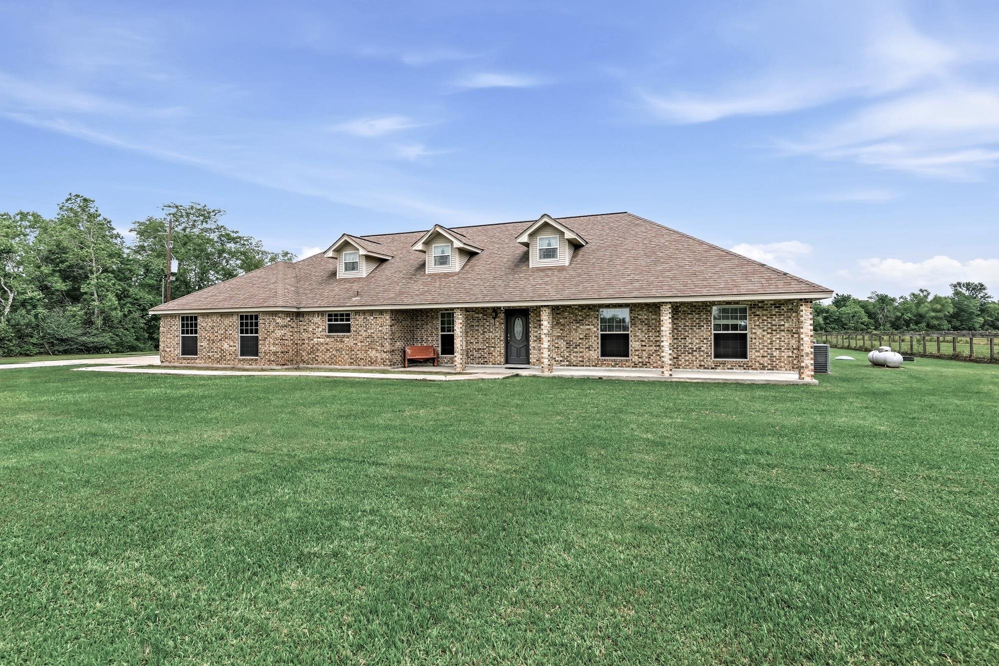 8295 Winzer Road Beaumont, TX 77705 - Photo 9 of 43