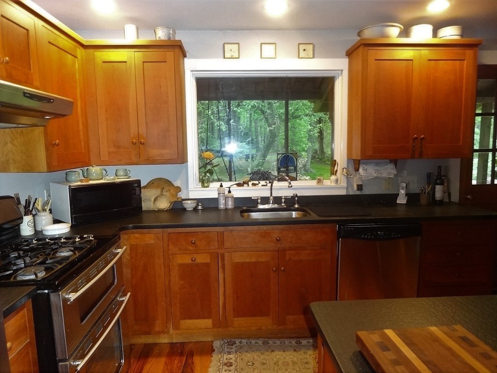 200 W Road Petersham, MA 01366 - Photo 9 of 30