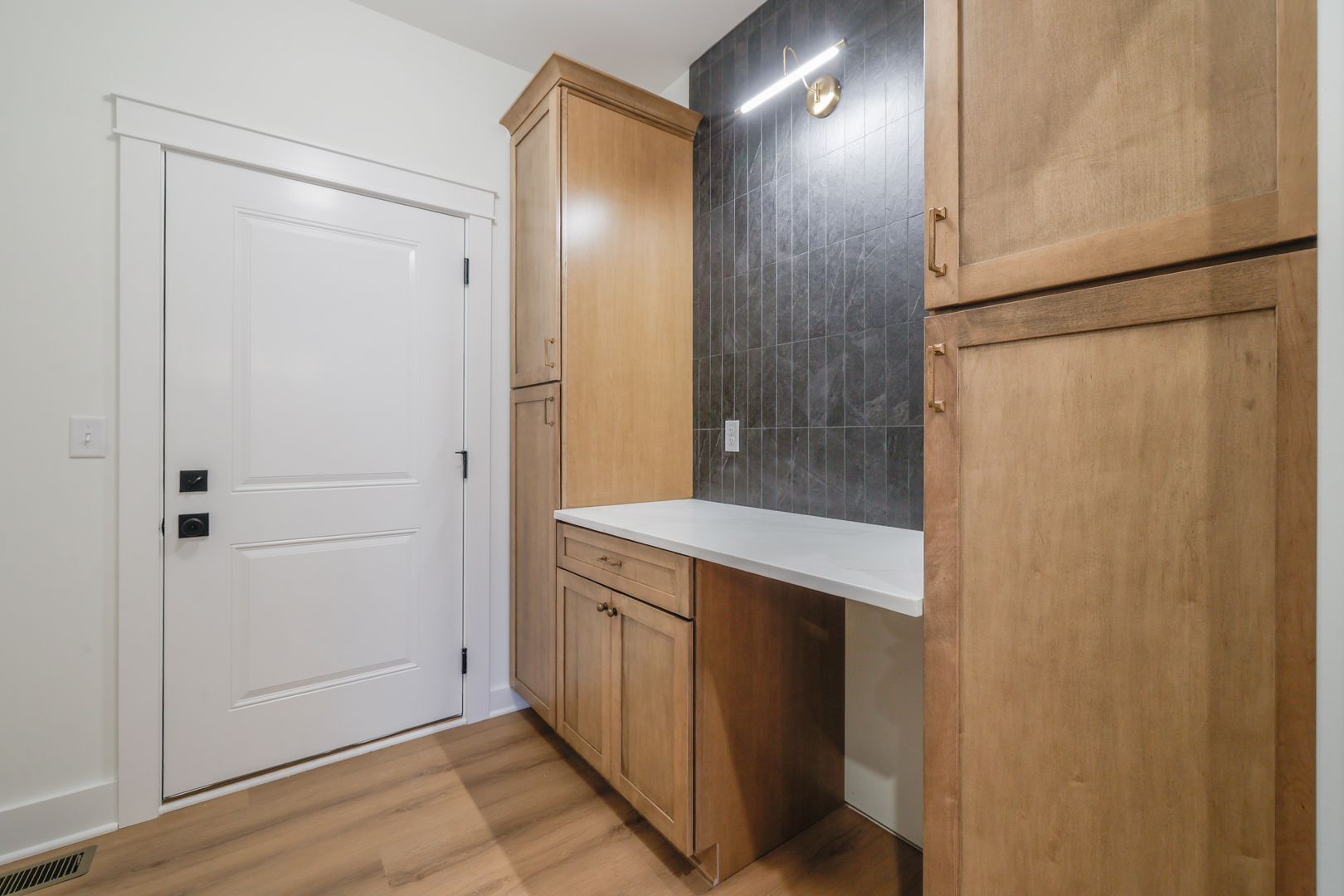 1823 Constitution Street Sycamore, IL 60178 - Photo 10 of 26 a bathroom with a shower and a sink