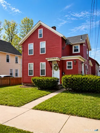 $1,849 | 52 Pearl Street, Manchester, CT 06040