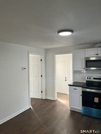 $1,849 | 52 Pearl Street, Manchester, CT 06040