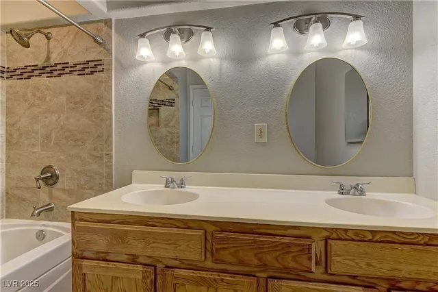 $2,710 | 8700 Captains Place, Las Vegas, NV 89117