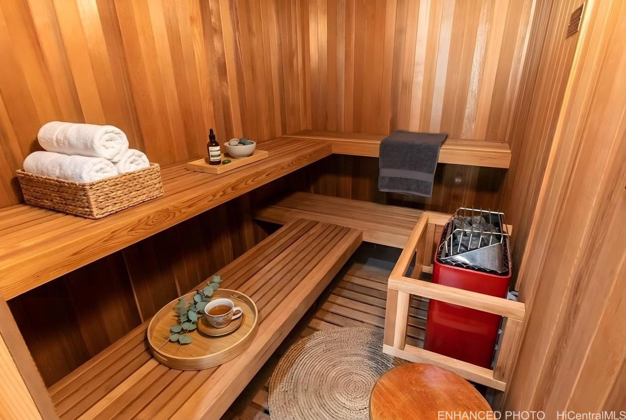 235 Portlock Road Honolulu, HI 96825 - Photo 18 of 21 a living room with furniture