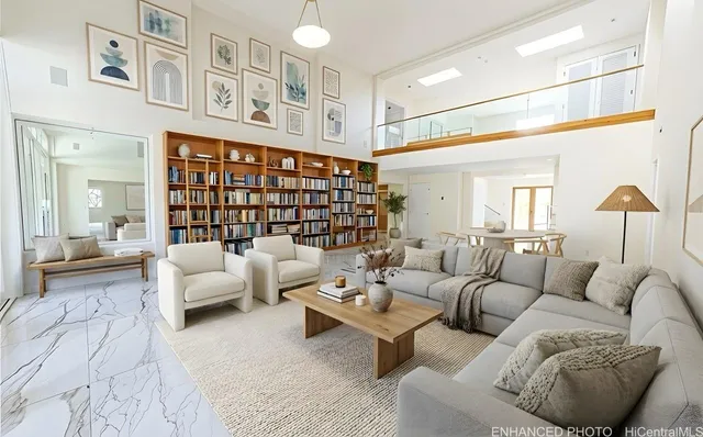 $4,900,000 | 235 Portlock Road, Honolulu, HI 96825