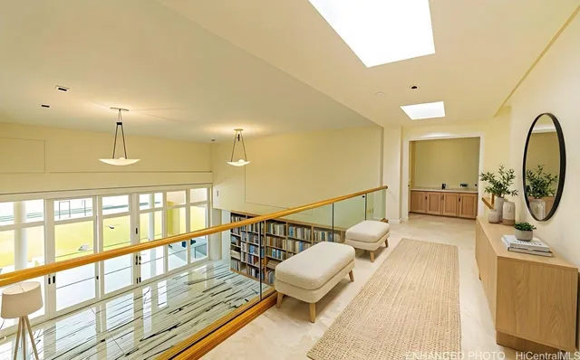 $4,900,000 | 235 Portlock Road, Honolulu, HI 96825