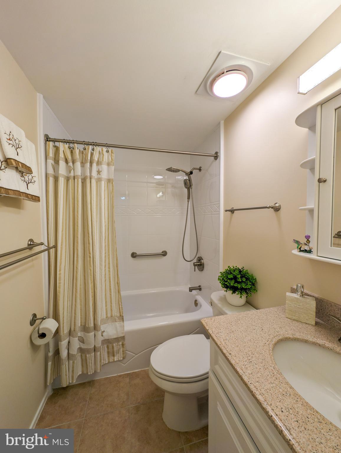 10722 Lester Street Silver Spring, MD 20902 - Photo 22 of 27 Full Bathroom