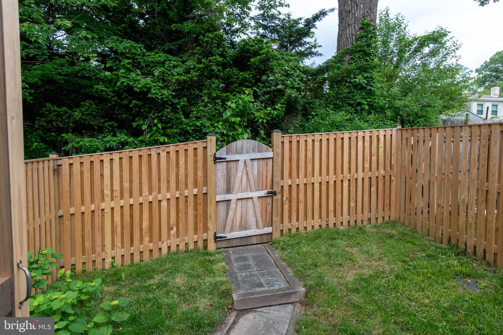 10722 Lester Street Silver Spring, MD 20902 - Photo 27 of 27