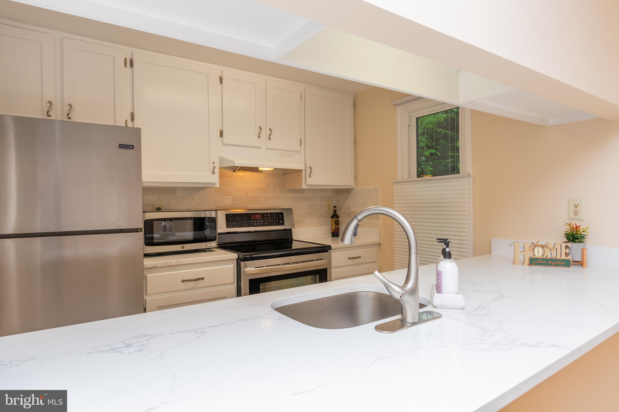 10722 Lester Street Silver Spring, MD 20902 - Photo 9 of 27