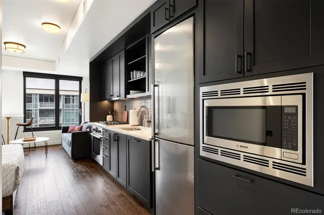 $2,000 | 1750 Wewatta Street, Unit 1305, Denver, CO 80202