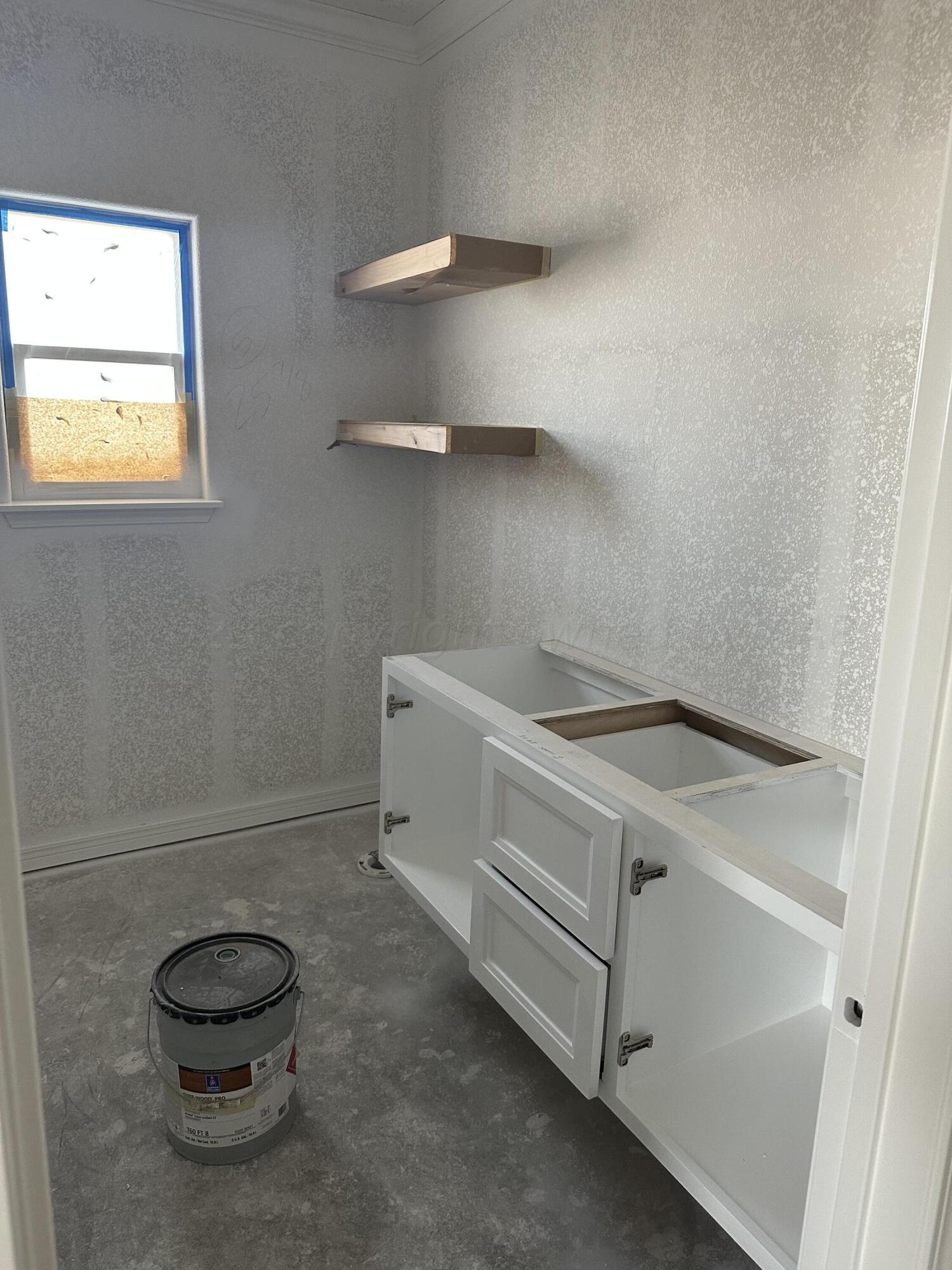 801 Snow Quail Road Canyon, TX 79015 - Photo 4 of 13 2nd/hall bath