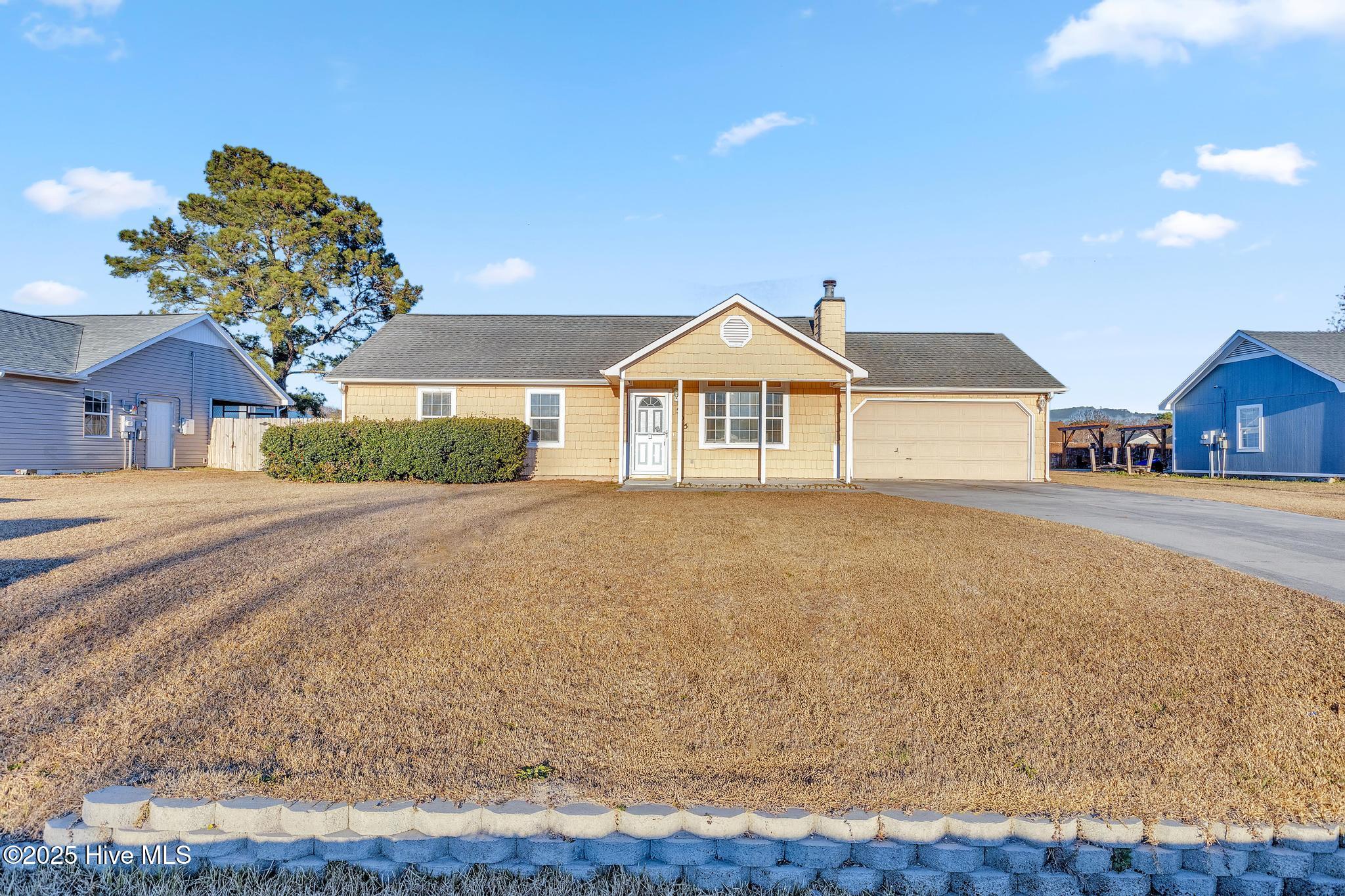 505 Amber Avenue Hubert, NC 28539 - Photo 1 of 26 IMG_9417