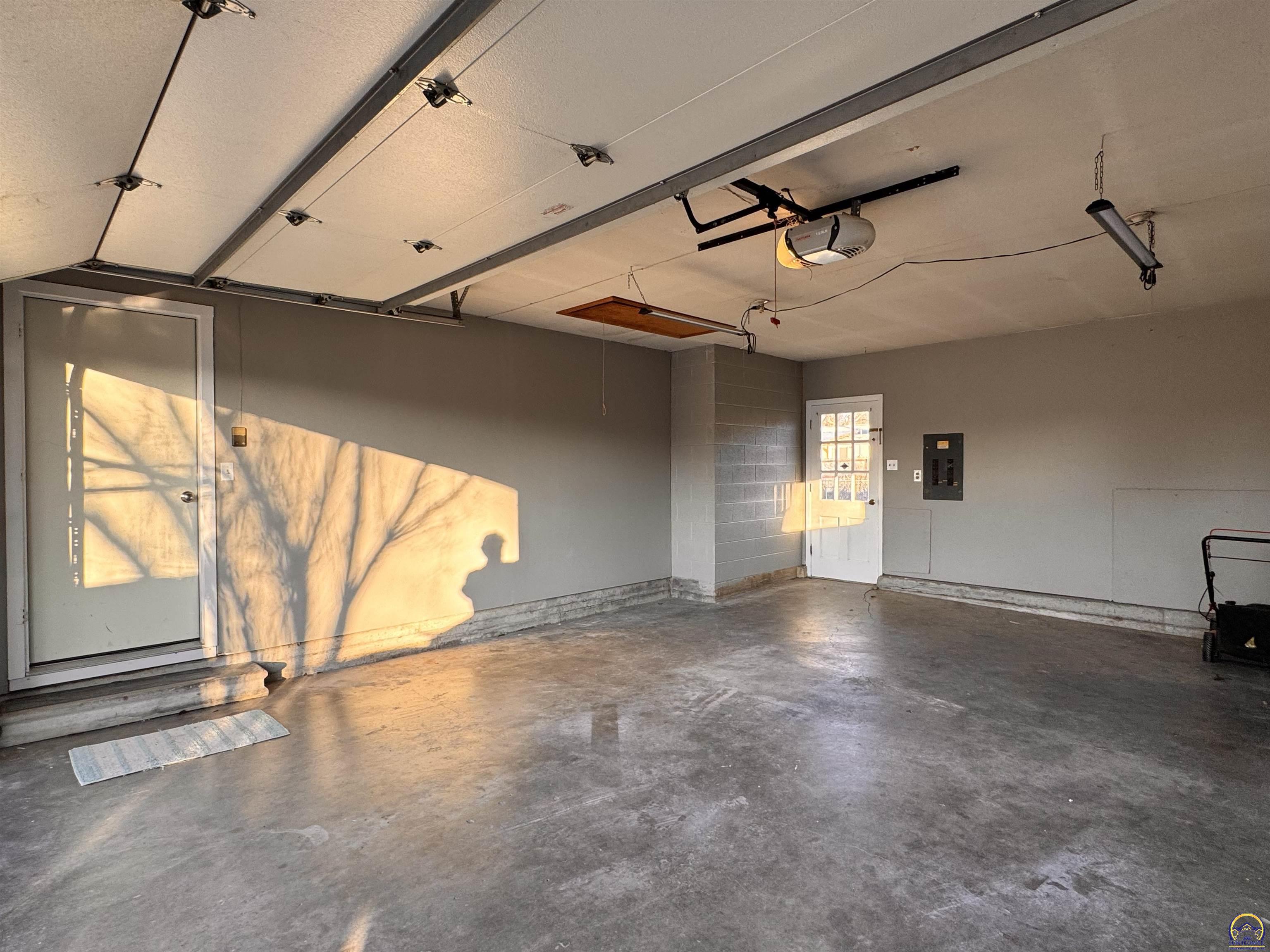 3036 Southwest Boswell Avenue Topeka, KS 66611 - Photo 47 of 52