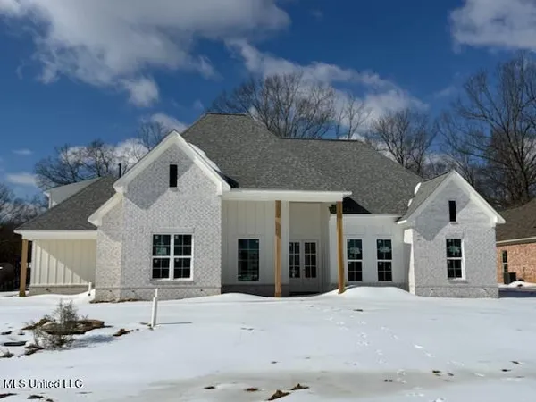 $539,900 | 1811 Baisley Drive, Nesbit, MS 38651