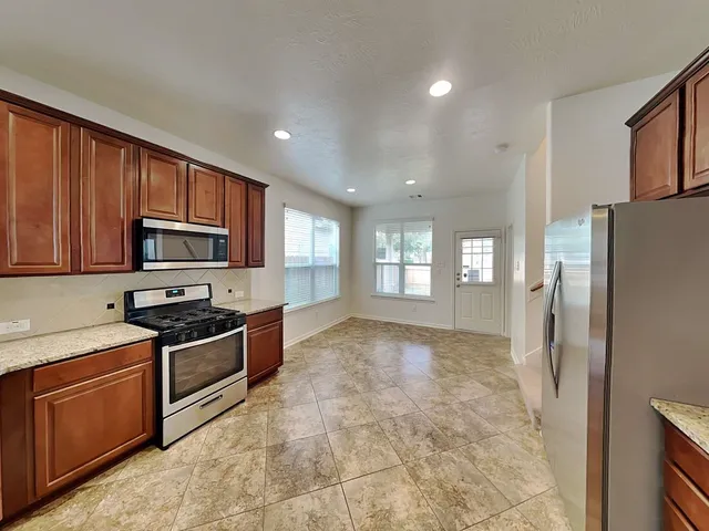 $2,020 | 17211 Pecos Park Lane, Humble, TX 77346