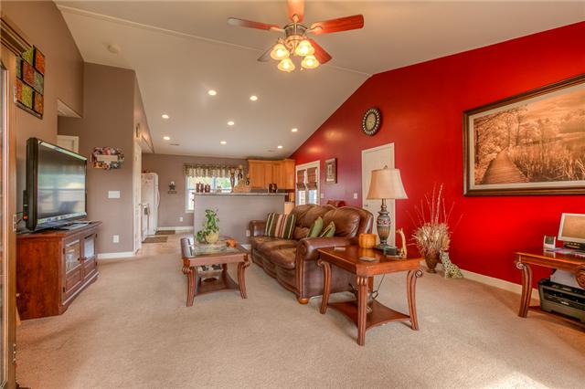 1036 Hummingbird Lane Spring Hill, TN 37174 - Photo 6 of 20 Gallery Image 6