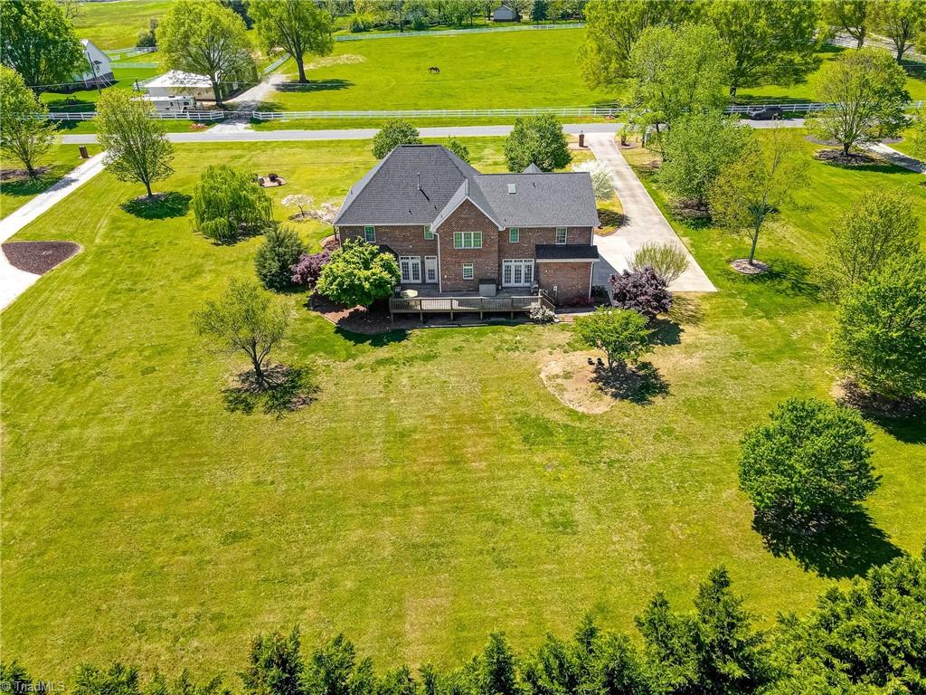 5916 Billet Road Oak Ridge, NC 27310 - Photo 34 of 37