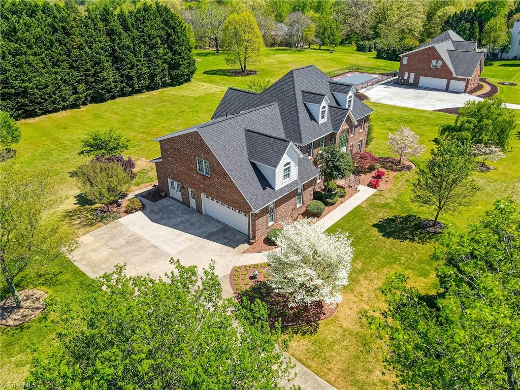 5916 Billet Road Oak Ridge, NC 27310 - Photo 6 of 37