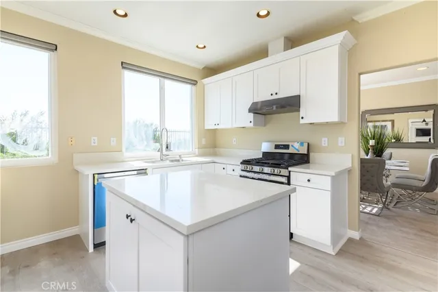 $1,598,000 | 10 Sierra Blanco, Lake Forest, CA 92610