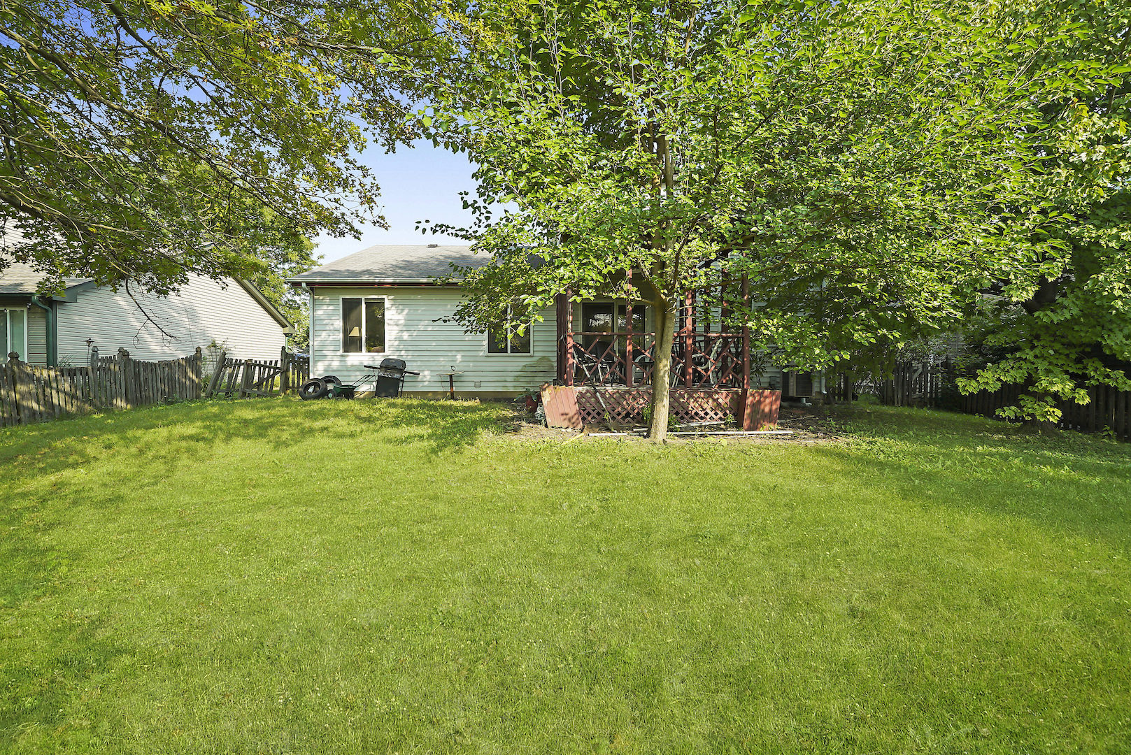 585 Red Barn Trail Bolingbrook, IL 60490 - Photo 24 of 25