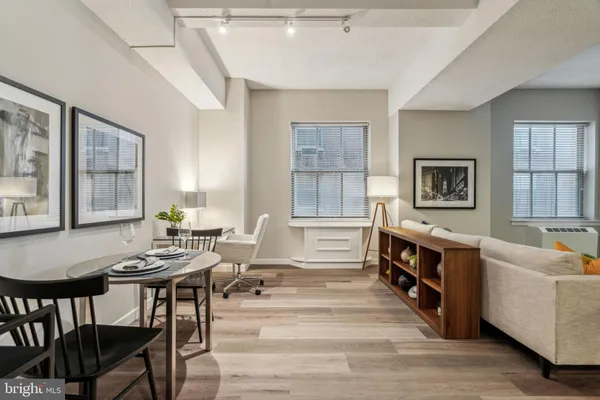 $2,625 | 875 Sansom Street, Unit 827, Philadelphia, PA 19107