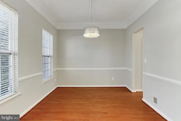 $3,300 | 26143 Nimbleton Square, Chantilly, VA 20152