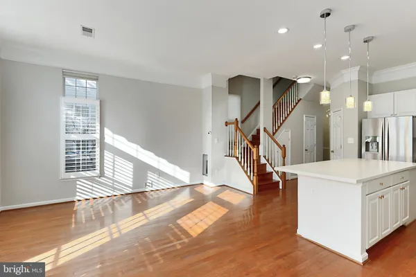 $3,300 | 26143 Nimbleton Square, Chantilly, VA 20152