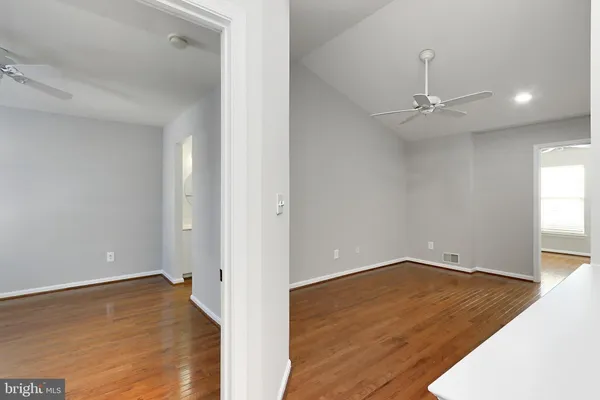 $3,300 | 26143 Nimbleton Square, Chantilly, VA 20152