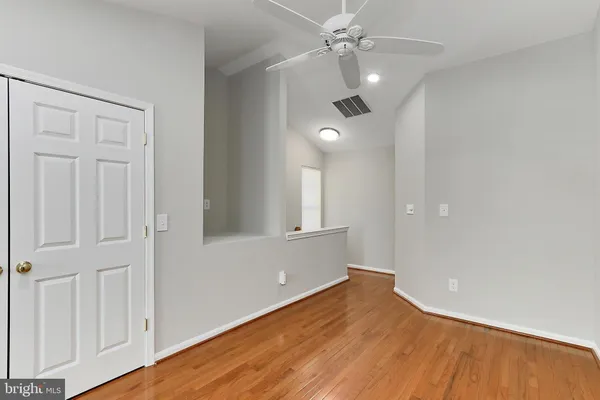 $3,300 | 26143 Nimbleton Square, Chantilly, VA 20152