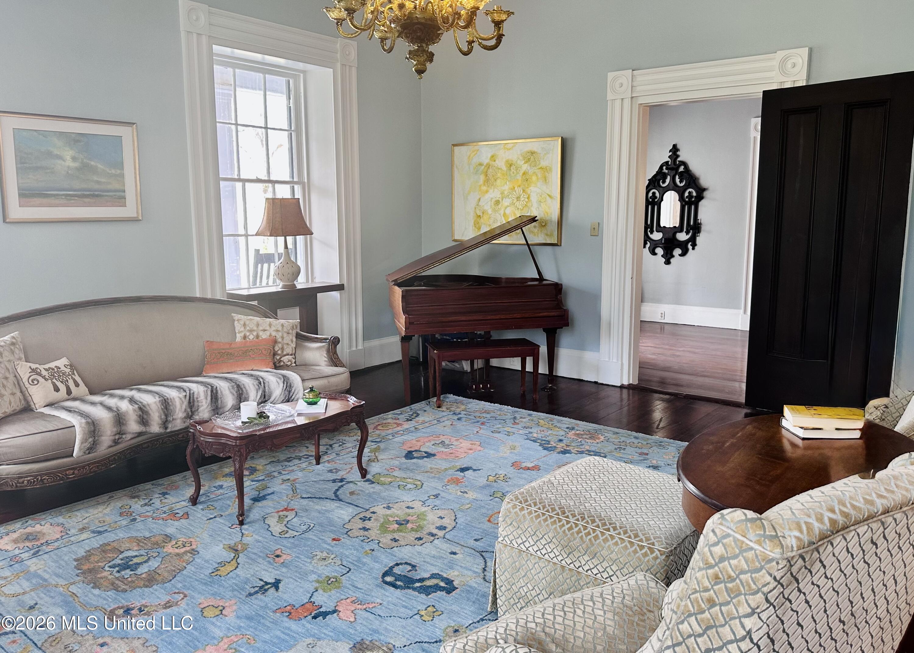 9227 River Road Natchez, MS 39120 - Photo 19 of 97 Front Parlor