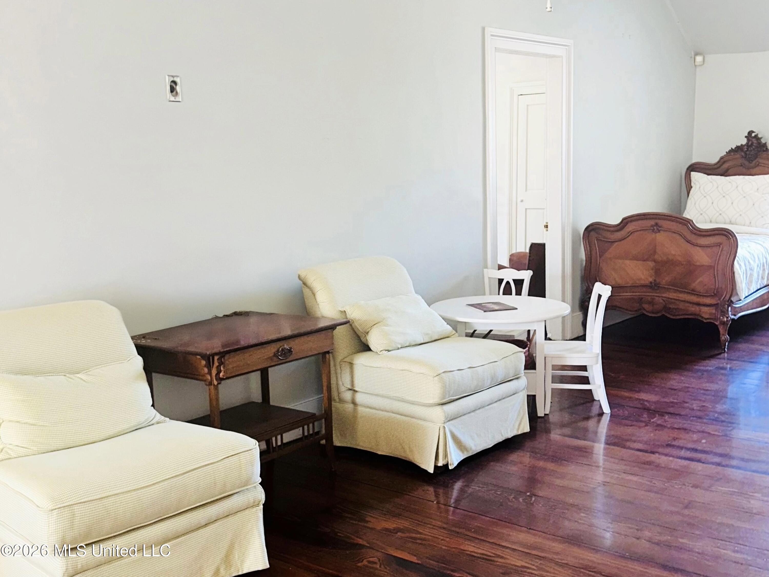 8747 River Road Natchez, MS 39120 - Photo 41 of 97 Upstairs