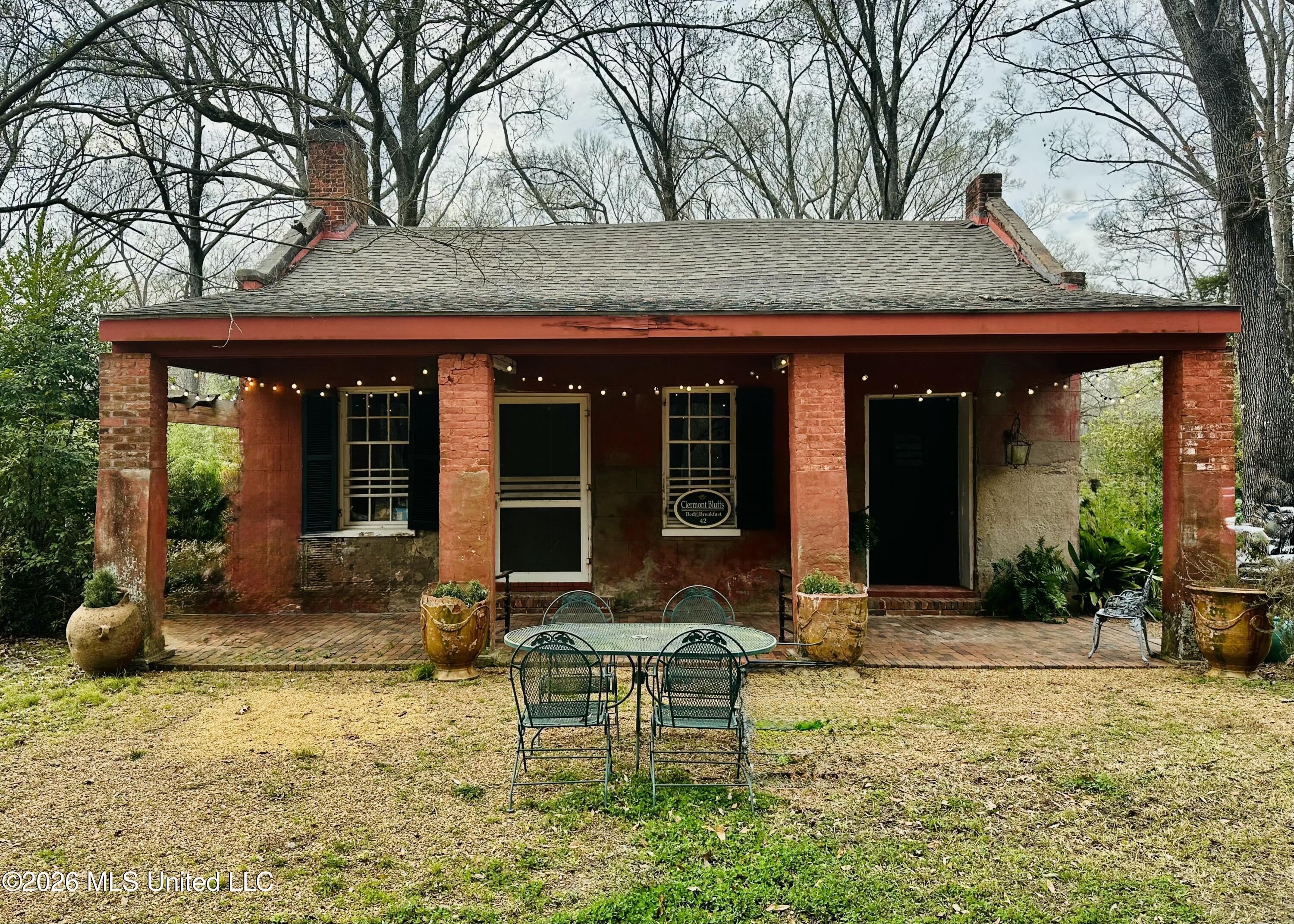 8747 River Road Natchez, MS 39120 - Photo 61 of 97 Original Kitchen/Guest House