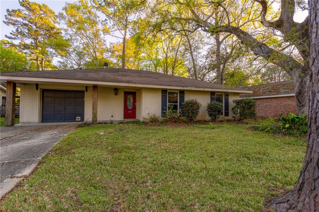 212 Walnut Street Covington, LA 70433 - Photo 1 of 14