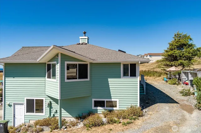 $845,000 | 648 Hacienda Drive, Coupeville, WA 98239