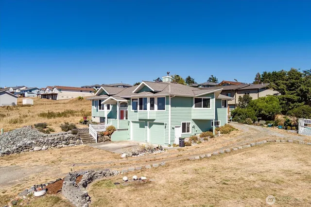 $845,000 | 648 Hacienda Drive, Coupeville, WA 98239