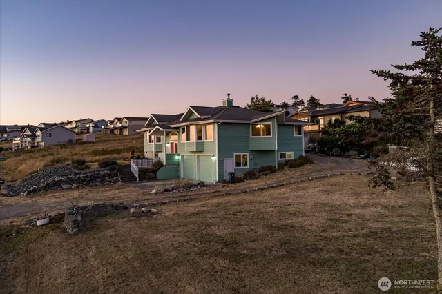 $845,000 | 648 Hacienda Drive, Coupeville, WA 98239