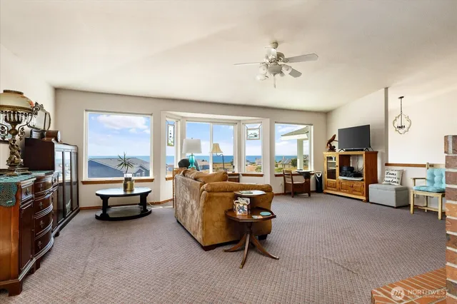 $845,000 | 648 Hacienda Drive, Coupeville, WA 98239